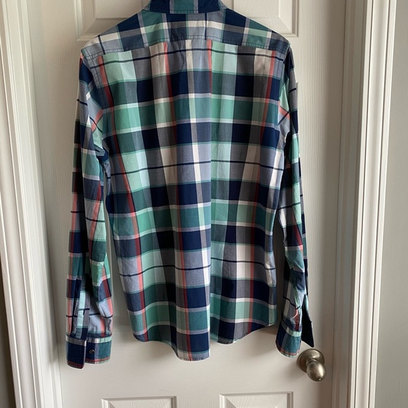 Express Fitted button down - Picture 2 of 3